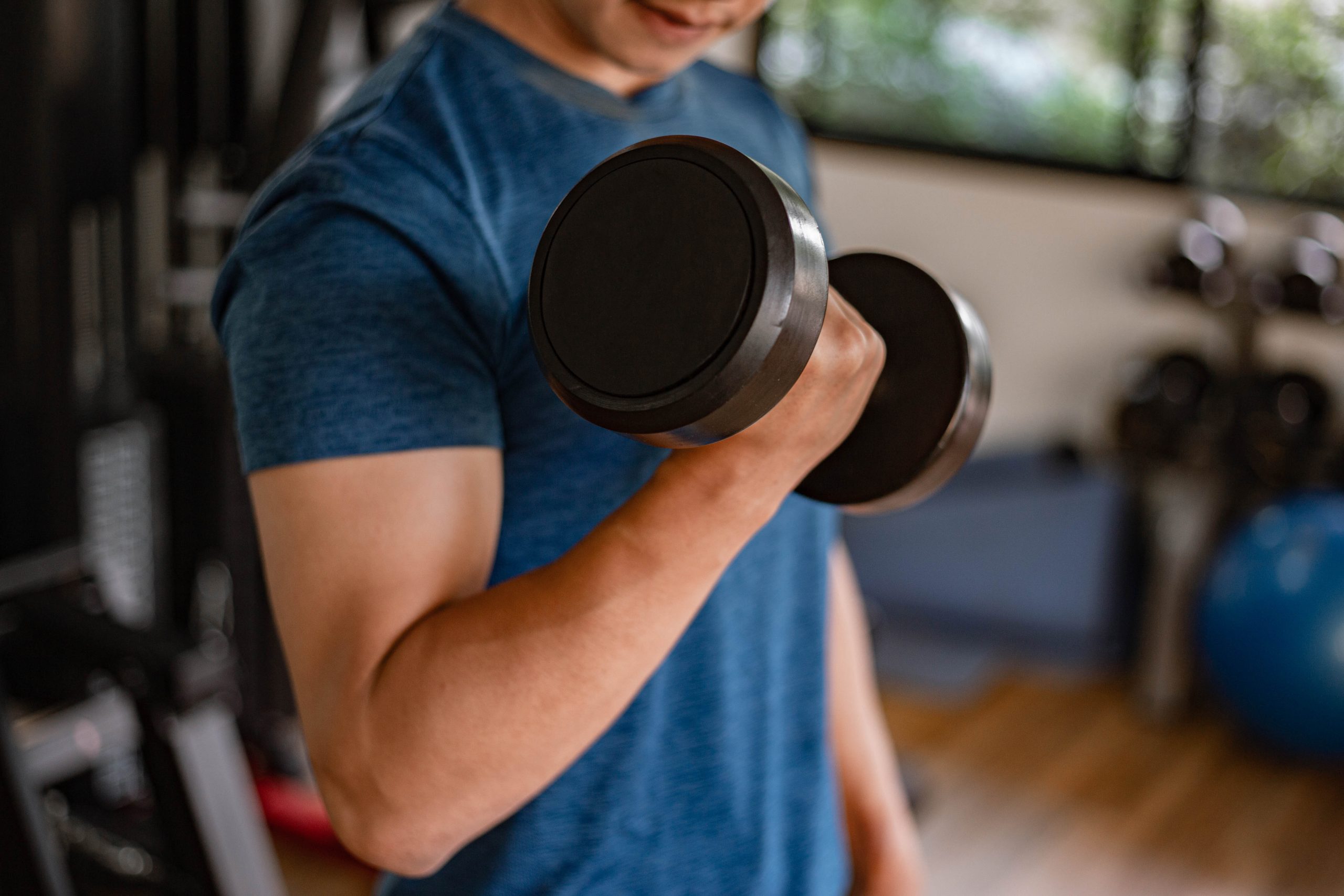 Man lifting weights.