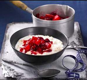 Creamy Porridge with Spiced Apple & Cranberry