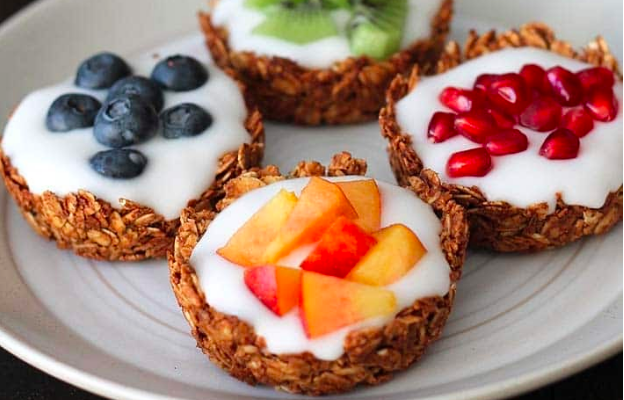 Fruit & Yogurt Granola Cups